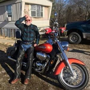 Meet your Posher, Lloyd freddy